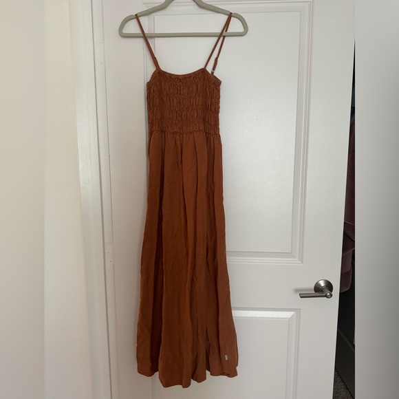 Rhythm. Dresses & Skirts - Rhythm Rust Brown Smocked Maxi Dress with Adjustable Spaghetti Straps